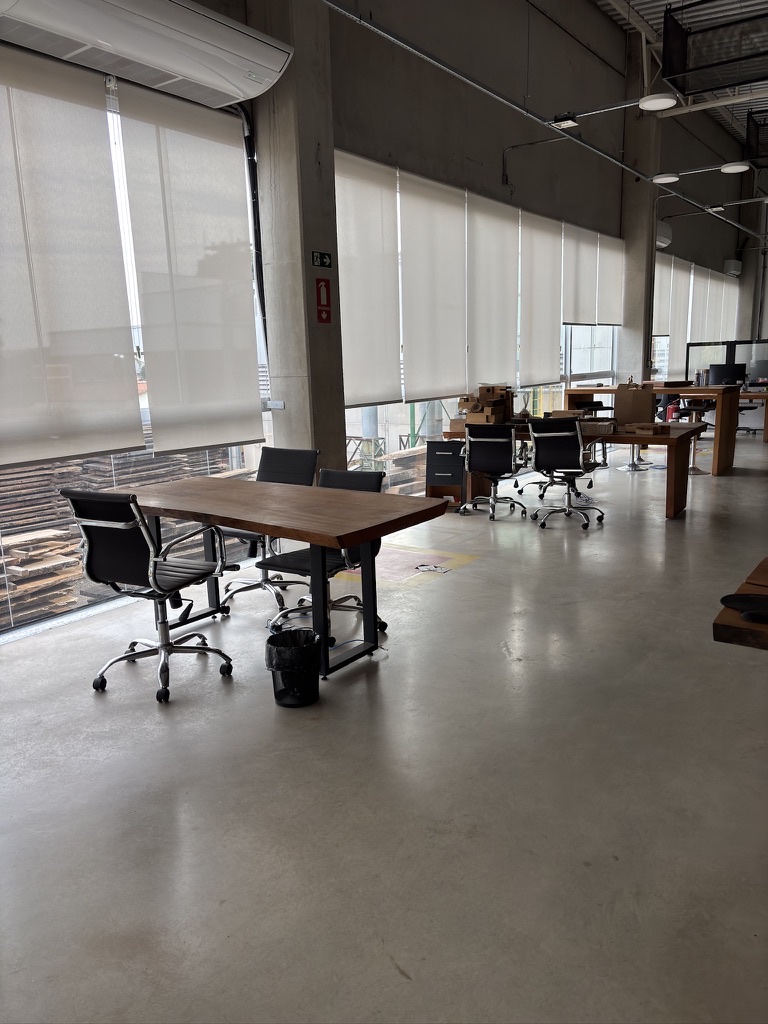 Espaço de gestão dentro da fábrica